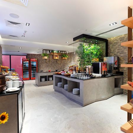 Hotel Ibis Styles Istanbul Atasehir Zewnętrze zdjęcie